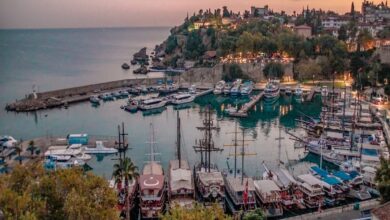 Antalya'ya Ulaşım Seçenekleri: Pratik Bilgiler ve Tavsiyeler